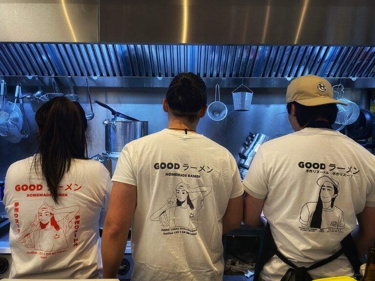 Les 3 membres de l'équipe réunis